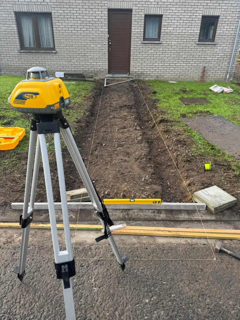 Allée en gravier - Avant